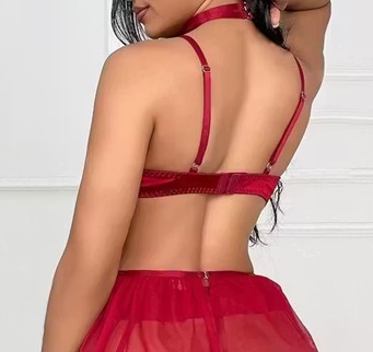 The Crimson Bow Garter Set - Image 3