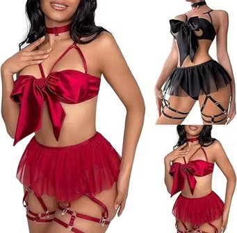 The Crimson Bow Garter Set - Image 4